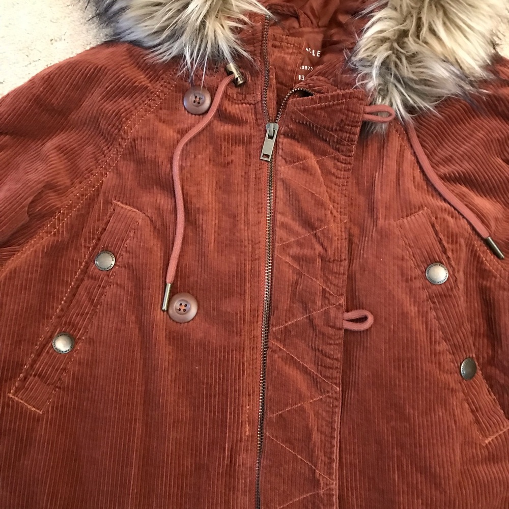 American Eagle AEO Brown Corduroy Winter Coat Womens Small Faux Fur Quilt Lined - Picture 9 of 14